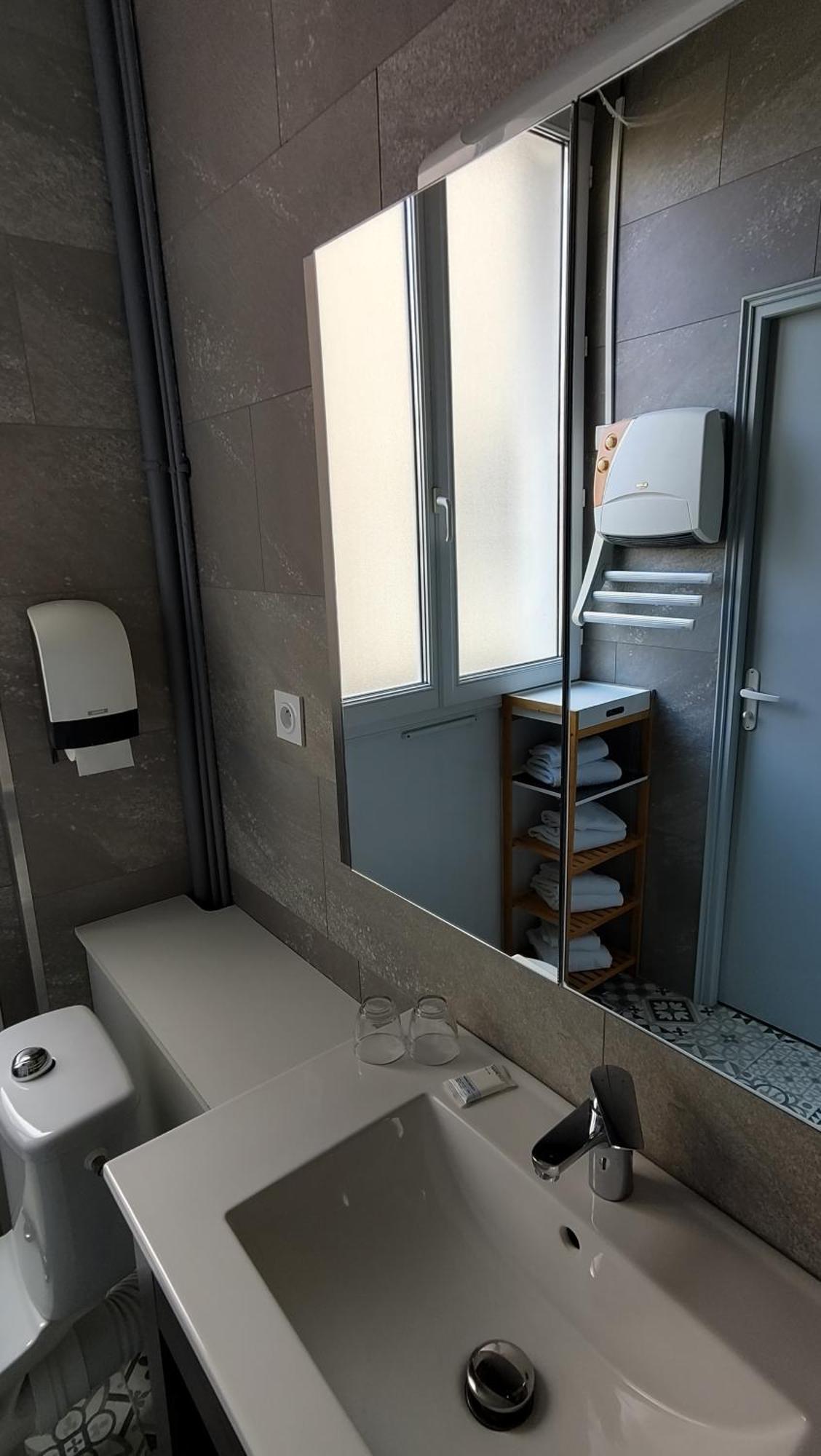 Hotel Le Colibri Aix-les-Bains Kültér fotó