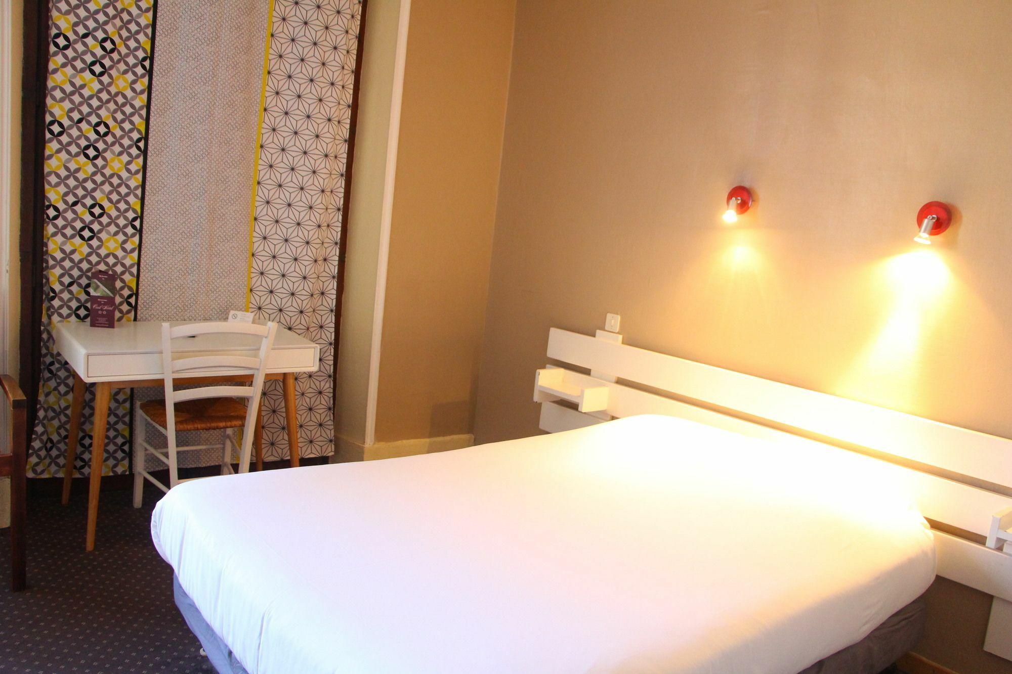 Hotel Le Colibri Aix-les-Bains Kültér fotó